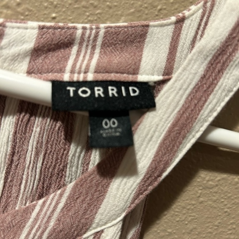Torrid Tank - Picture 4 of 5